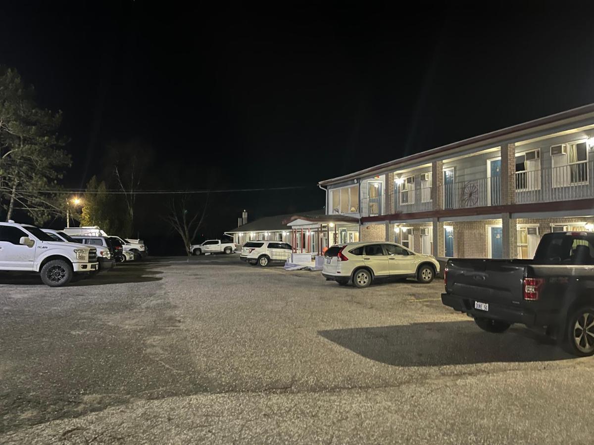 Old Mill Motel Blind River Luaran gambar